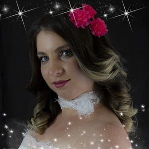 Meet your Posher, Antuanet